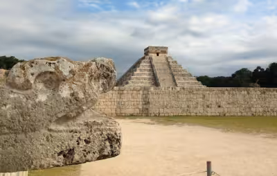 Amoeba prompts closure of four more artificial lakes in Mérida