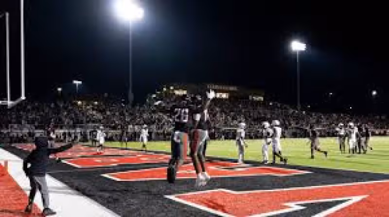 Thompson Vs Prattville draws spotlight as undefeated teams meet Friday night