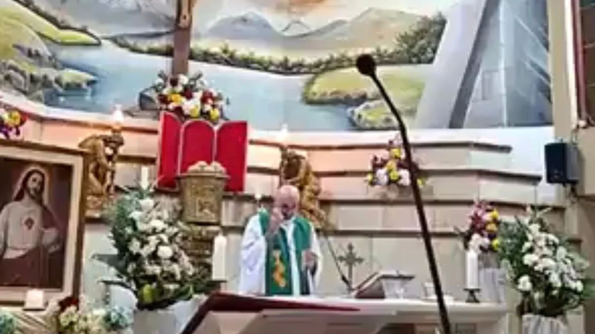 catholic-priest-dies-after-crucifix-falls-during-livestreamed-mass-in