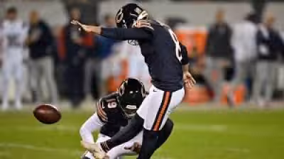 Santos Bears Kicker draws viral flag-no-call after Golden sideline spill