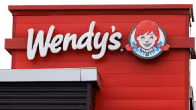 Nelson Peltz's Trian offers $1.4 billion for Wendy's as shares jump