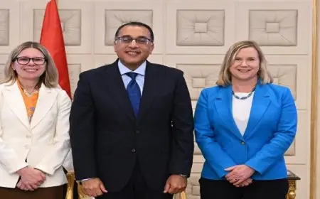 مدبولي في لقاء مع المدير العام للعمليات بالبنك الدولي .. إشادة بالجهود المصرية بشأن إصلاح الاقتصاد الكلي