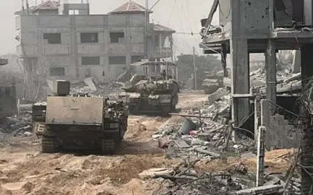 جيش الاحتلال يواصل قصفه مناطق متفرقة بغزة.. ويعلن مقتل وإصابة 10 من جنوده بمعارك جنوب قطاع غزة