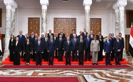 وزراء الحكومة الجديدة يؤدون اليمين الدستورية أمام الرئيس السيسي بقصر الاتحادية