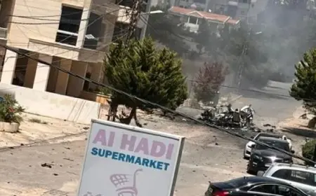 إسرائيل تغتال قائد وحدة في حزب الله وتصيب ابنه في غارة بمسيّرة على سيارته في جنوب لبنان