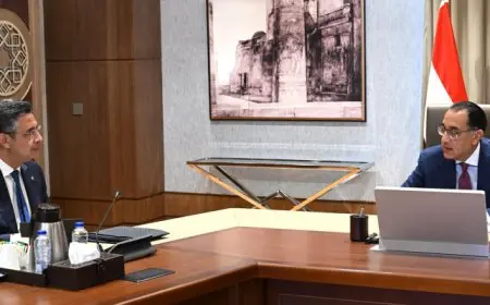 رئيس الوزراء يتابع جهود توافر السلع وضبط الأسواق ..ويؤكد أهمية وجود مخزون استراتيجي من السلع الأساسية