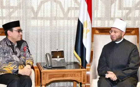 وزير الأوقاف يستقبل نائب الأمين العام لمجلس العلماء الإندونيسي والوفد المرافق له