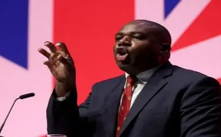 وزير الخارجية البريطاني الجديد يطالب بوقف الحرب في غزة