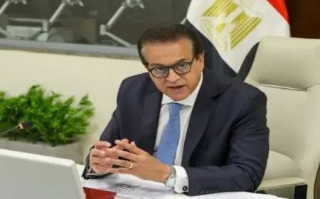 وزير الصحة يعقد اجتماعا لمناقشة مشروع التطوير المؤسسي