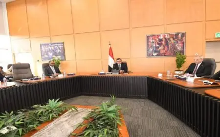 وزير الإسكان يتابع سير العمل والموقف التنفيذى لمشروعات الهيئة العامة لتعاونيات البناء والإسكان
