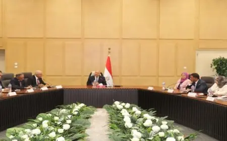 كامل الوزير يعقد لقاءا موسعا مع أعضاء اتحاد الصناعات المصرية ورؤساء الغرف الصناعية