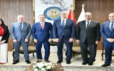 البترول تبحث مع “أباتشي” خططتها لزيادة الإنتاج من الغاز الطبيعي في مصر