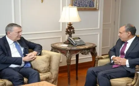 بدء جلسة المباحثات بين وزير الخارجية والهجرة مع مفوض عام “الأونروا”