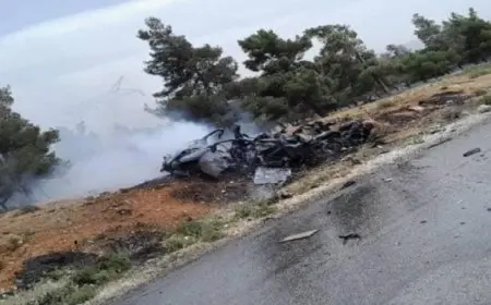 مقتل شخصين وإصابة آخر في استهداف مسيّرة إسرائيلية لسيارة على طريق دمشق-بيروت