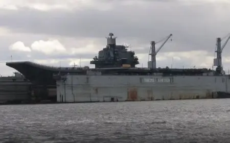 روسيا تحبط هجوم استهدف حاملة الطائرات الأدميرال كوزنيتسوف ومحاولة اغتيال 3 من كبار المسئولين