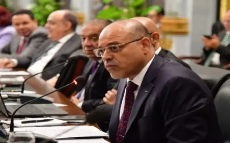 وزير العمل يلقى بيان الوزارة حول “برنامج الحكومة الجديد”