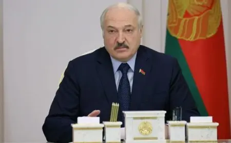 لوكاشينكو يسحب قواته من الحدود مع أوكرانيا ويقول: لا مزيد من التوتر
