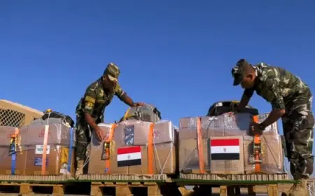 مصر تواصل الإسقاط الجوي للمساعدات والمعونات الإغاثية لقطاع غزة
