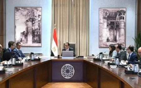 رئيس الوزراء يلتقي رئيس مجموعة “إنفورما” البريطانية لبحث التعاون وجذب الاستثمارات الأجنبية