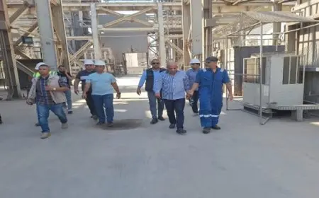 جولة مفاجئة لوزير الكهرباء في محطة شمال القاهرة بالحلمية