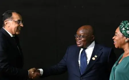 على هامش الاجتماع التنسيقي للاتحاد الإفريقي .. مدبولي لــ”رئيس غانا”: مصر مستعدة لدعم احتياجاتكم في مجالات التنمية