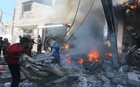 50 شهيدا وأكثر من 200 مصابا في غارات إسرائيلية على مدرسة بقطاع غزة