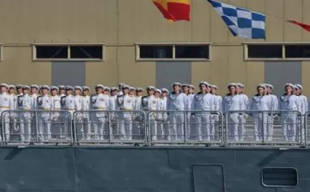 روسيا تحتفل بيوم البحرية في ميناء طرطوس السوري