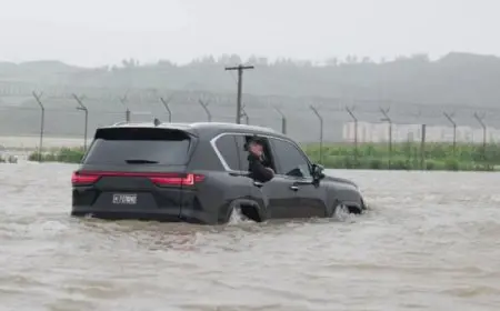 كيم يقود عمليات الإنقاذ بالمناطق المتضررة بكوريا الشمالية