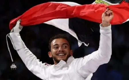 البعثة المصرية تحتفل ببرونزية محمد السيد داخل القرية الأولمبية بباريس