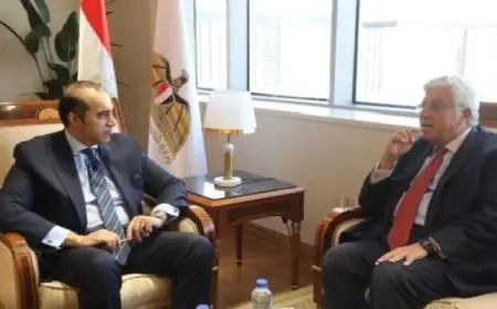 وزير الشئون النيابية والقانونية يستقبل وزير التعليم العالي بالعاصمة الإدارية