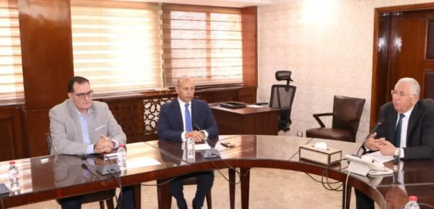 وزير الزراعة يوجه بالإسراع في إنهاء إجراءات تقنين الأراضي