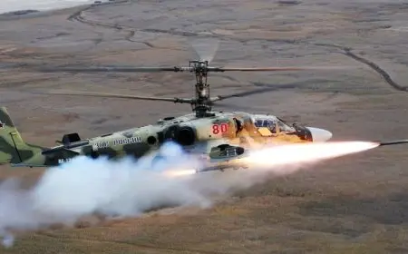 الدفاع الروسية: مروحية “كا-52 إم” الروسية تضرب نقطة أوكرانية محصنة بصواريخ “فيخر”