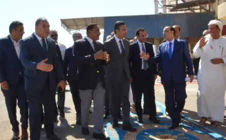 وزير التموين يتفقد مصنع تعبئة الغاز بالكيلو 16