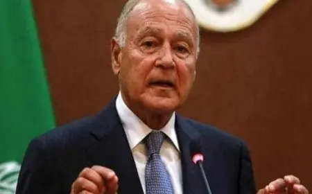 أبو الغيط يدين الهجوم الإجرامي على مطعم بفندق في مقديشو