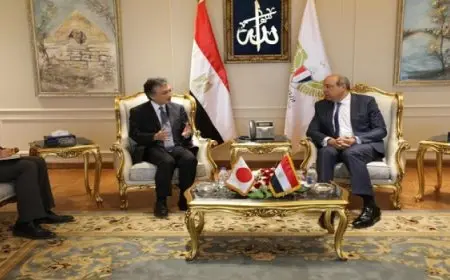 وزير الطيران يبحث تعزيز التعاون مع سفير اليابان ومسئولي هيئة التعاون الدولي اليابانية (JICA)