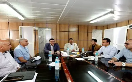 وزير الإسكان ومحافظ مطروح يتابعان تسليم الأراضى البديلة لأصحاب التواجدات بمدينة “رأس الحكمة الجديدة”