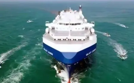 “أمبرى للأمن البحرى”: تعرض سفينة تجارية لهجوم بمسيرة قرب الحديدة باليمن