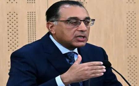 بال وال.. خلال مؤتمر صحفي.. مدبولي: الوضع مستقر تماما والاحتياجات الرئيسية للدولة مُؤمّنة وموجودة