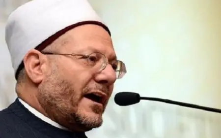 مفتي الجمهورية يدين قصف مدرسة “التابعين” بغزة أثناء صلاة الفجر ..ويؤكد : “وصمة عار على جبين الإنسانية”