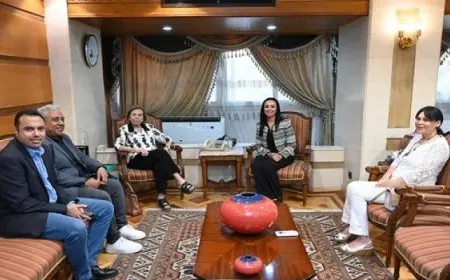 وزيرة التضامن تستقبل وفد مهرجان أسوان لأفلام المرأة