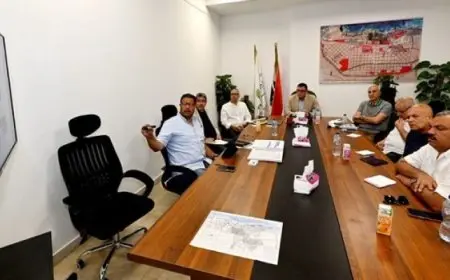 وزير الإسكان يستعرض الجداول الزمنية لإنهاء وتسليم الوحدات السكنية لحاجزيها بمدينة العلمين الجديدة