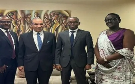 وزير الخارجية والهجرة يصل كيجالي للمشاركة في مراسم تنصيب الرئيس الرواندي