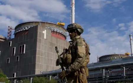 “الطاقة الذرية”: لا تأثير على السلامة النووية بعد انبعاث دخان من محطة زابوريزهيا بأوكرانيا