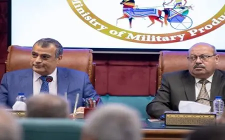 وزير الدولة للإنتاج الحربي يشدد على ضرورة إنهاء المشروعات المتعاقد عليها في التوقيتات المحددة