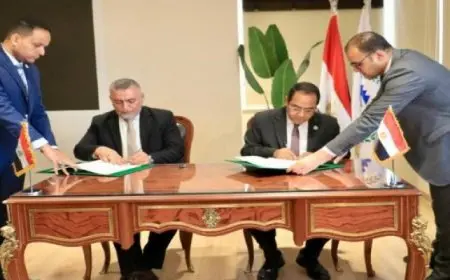 رئيس التنظيم والإدارة ورئيس مجلس الخدمة العامة بالعراق يوقعان برنامج لتعزيز التعاون المشترك