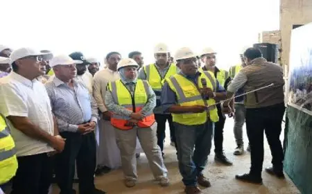 رئيس الوزراء يتفقد أعمال إنشاء وتنفيذ مشروع الخط الأول من شبكة القطار الكهربائي السريع