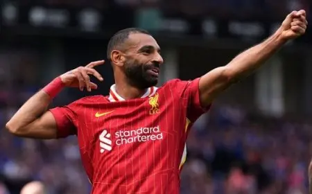 ليفربول يستهل مشواره في الدوري الإنجليزي بفوز على إيبسويتش تاون بهدفين دون رد