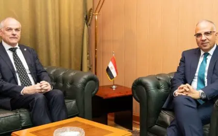وزير الرى يبحث مع السفير الأسترالي بمصر سبل تعزيز التعاون بين مصر واستراليا