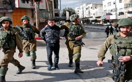 “الاحتلال الإسرائيلي” يعتقل 14 فلسطينيا من الضفة الغربية