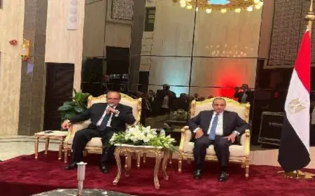 وزير الخارجية يعقد لقاءاً مع رموز الجالية المصرية وبعض المستثمرين المصريين في السعودية
